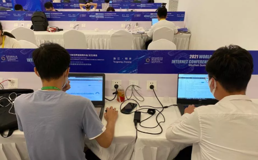 ×ðÁú¿Ê±°²±£ÊÖÒÕÊÂÇéÖ°Ô±µÄÕæÊµÐ´ÕÕ.png ×ðÁú¿Ê±°²±£ÊÖÒÕÊÂÇéÖ°Ô±µÄÕæÊµÐ´ÕÕ.png