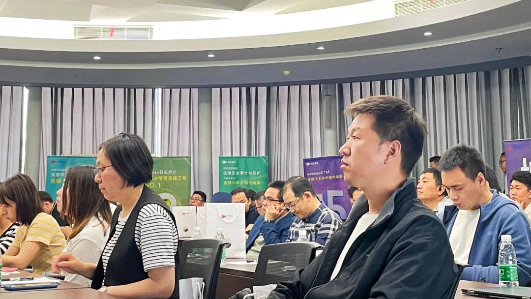 ×ðÁú¿Ê±¡¤(ÖйúÇø)ÈËÉú¾ÍÊDz«!