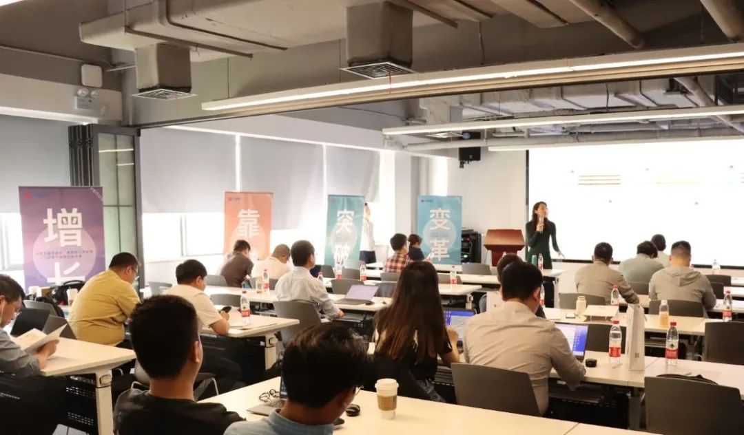 ×ðÁú¿Ê±¡¤(ÖйúÇø)ÈËÉú¾ÍÊDz«!