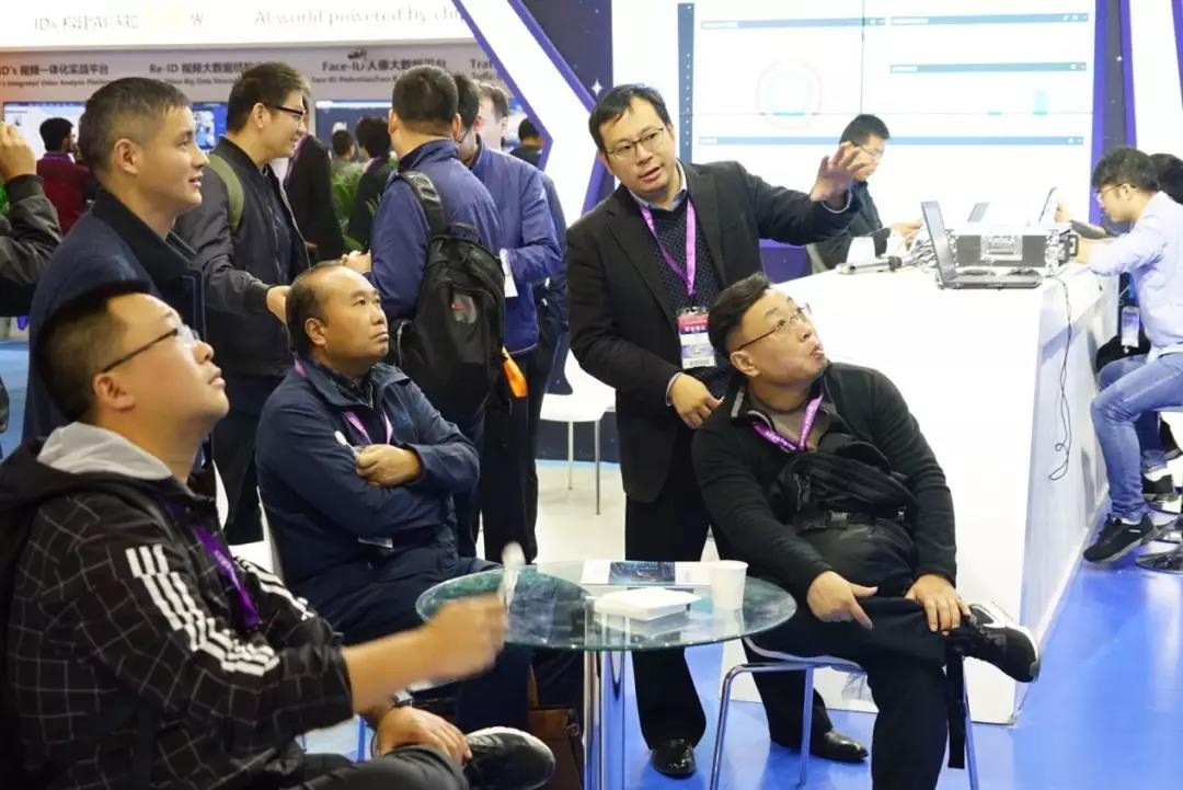 ×ðÁú¿Ê±¡¤(ÖйúÇø)ÈËÉú¾ÍÊDz«!